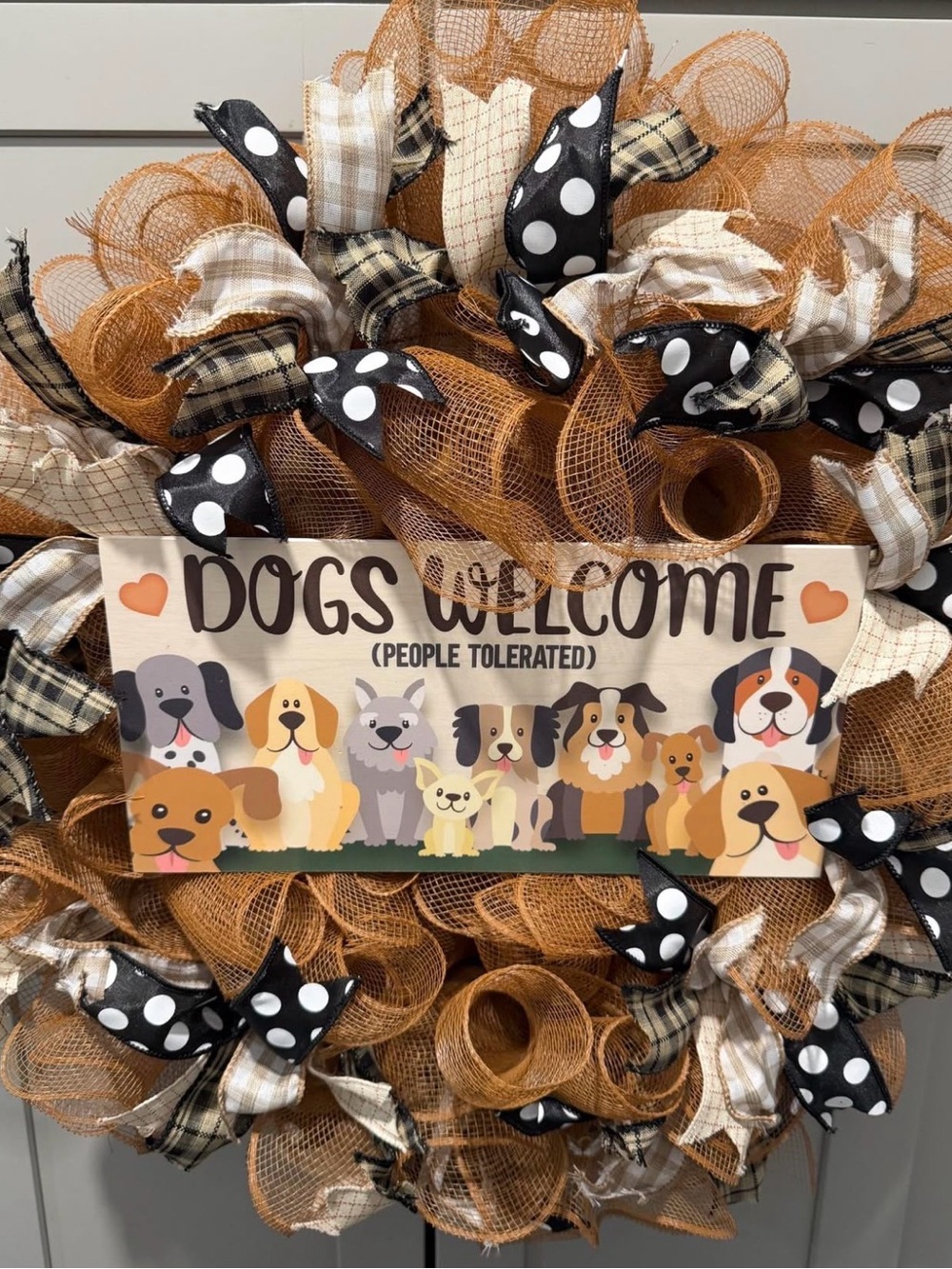 Dogs Welcome Decorative Wreath